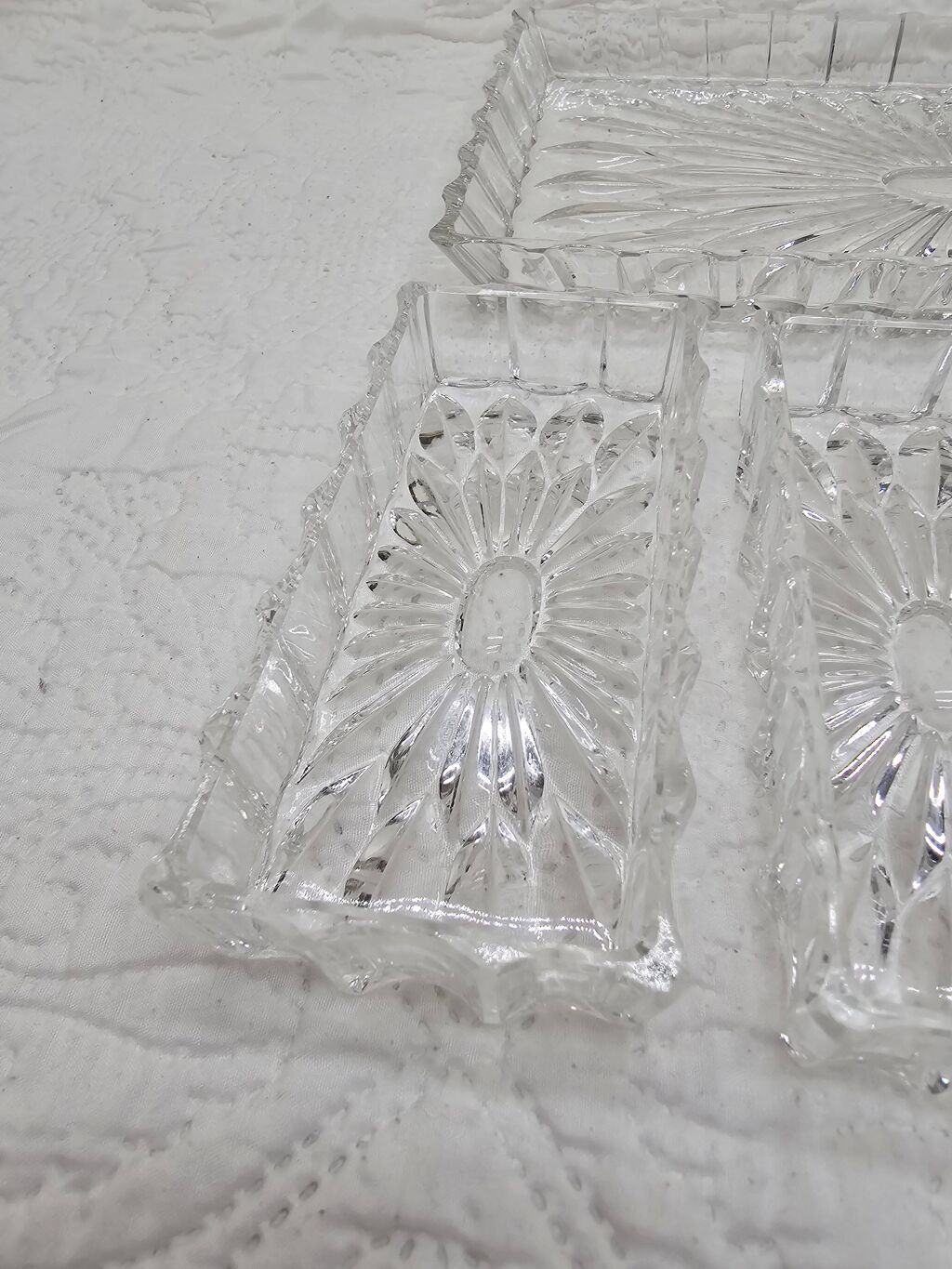 Plat compartimenté ancien en Cristal Art déco