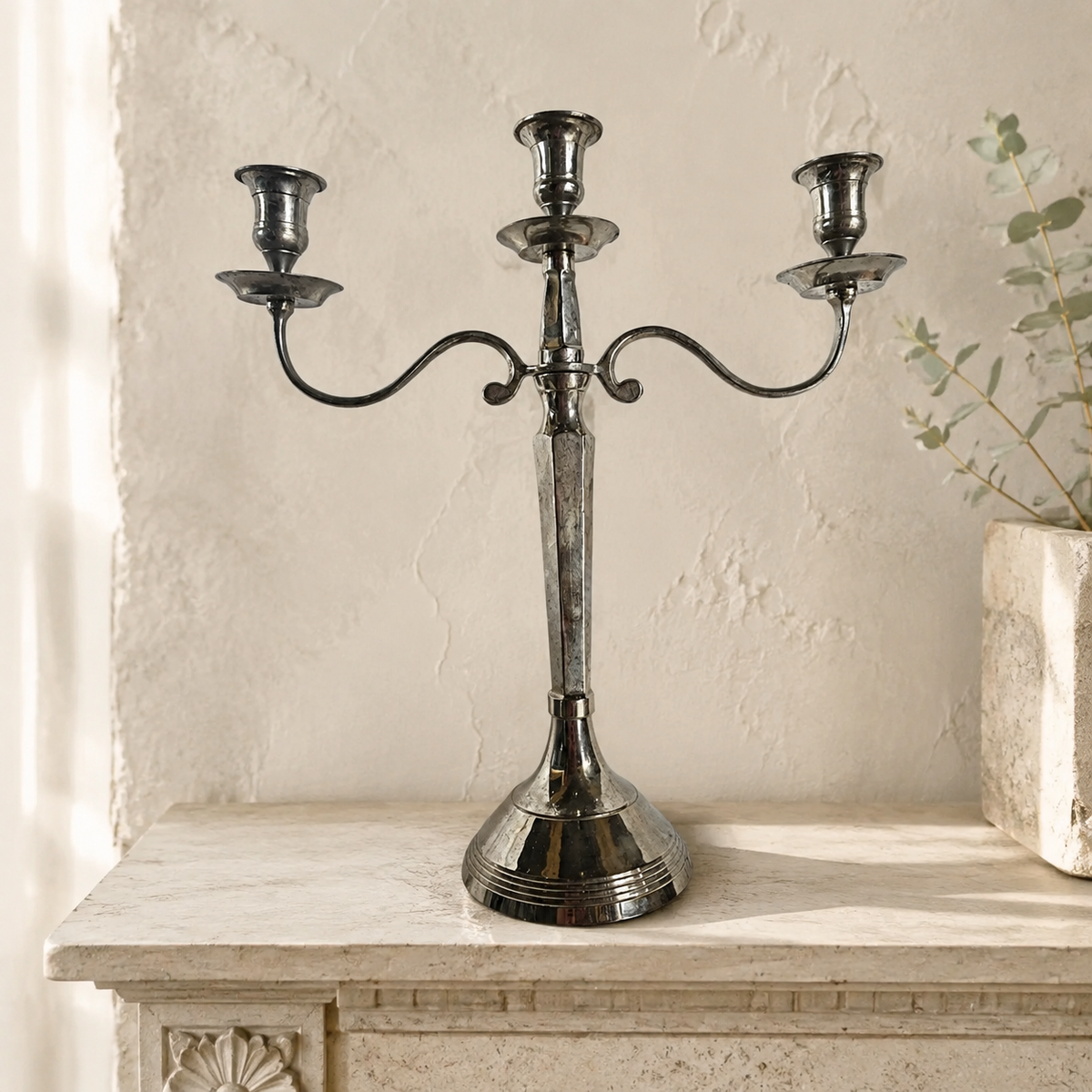 Candélabre 3 feux en métal argenté – chandelier ancien style Louis XVI