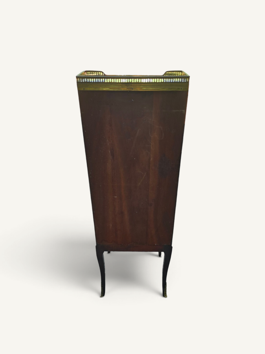 Petit meuble étagère de style Louis XVI en acajou et laiton