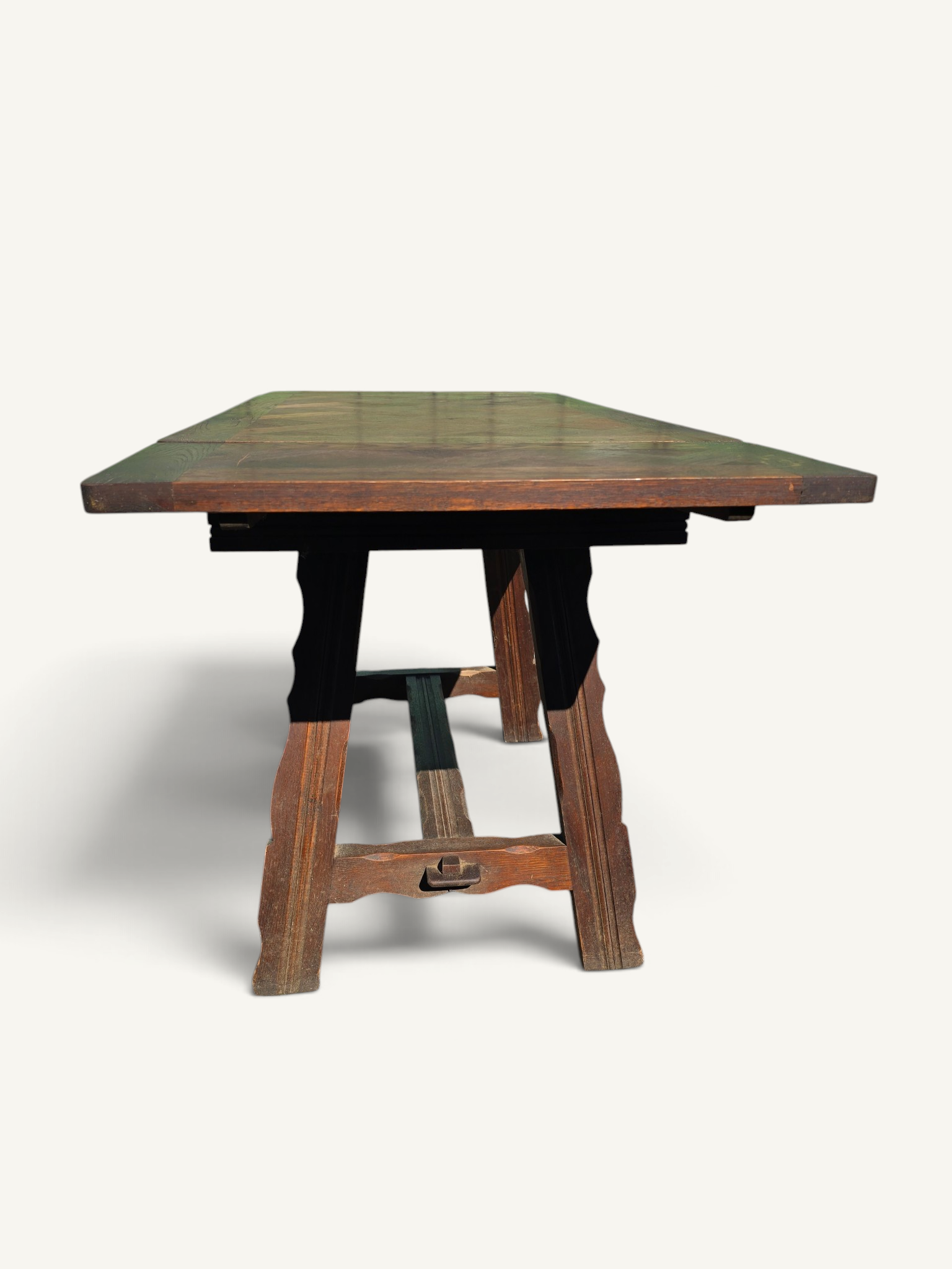 Table de repas rustique en chêne parqueté avec deux rallonges