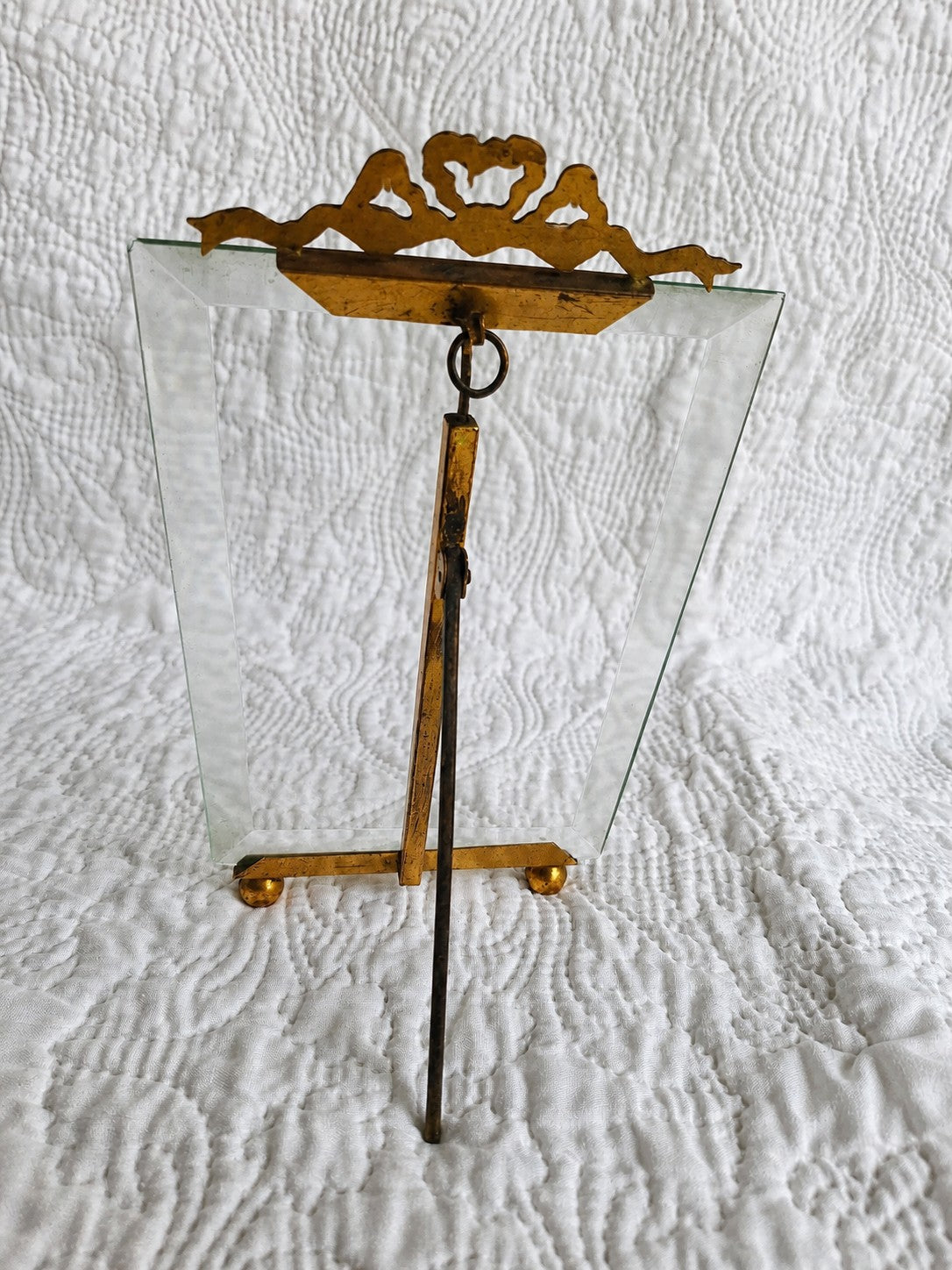 Cadre porte-photographie en verre biseauté et métal doré – style Louis XVI – vers 1900