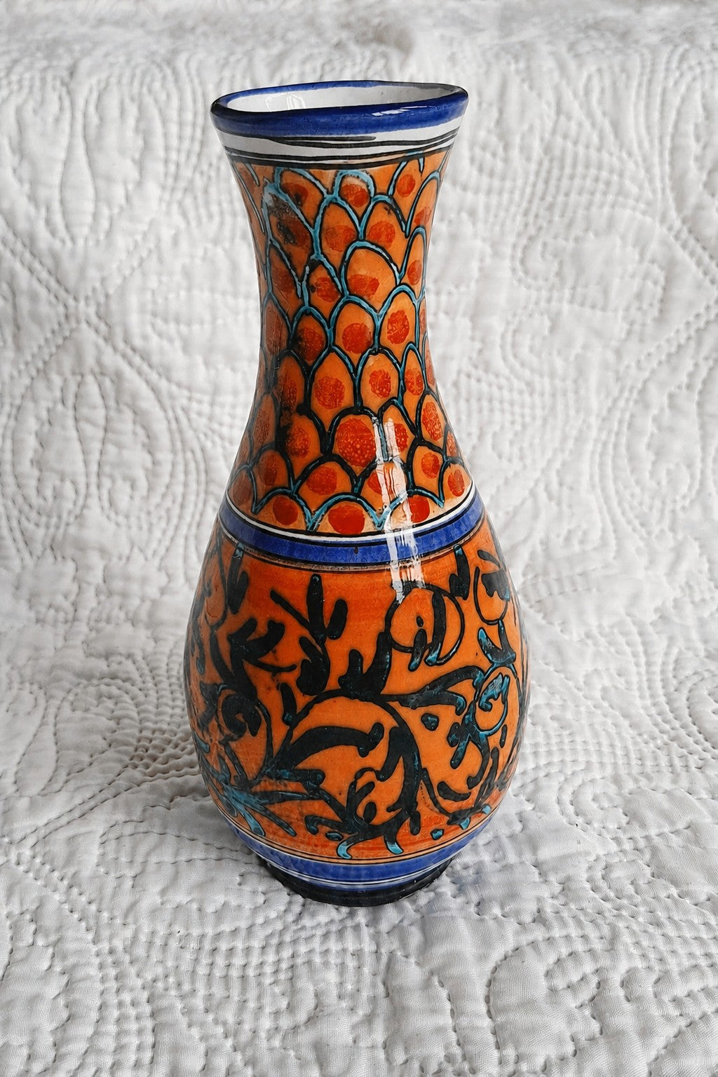 Vase sicilien en faïence peinte à la main – Chez Nino, Cefalù – 22 cm