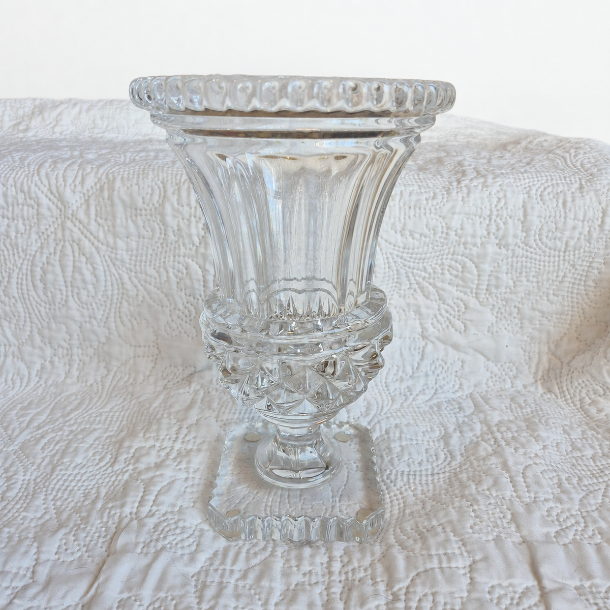 Vase en cristal signé Art Vannes France – Forme Médicis – 28 cm