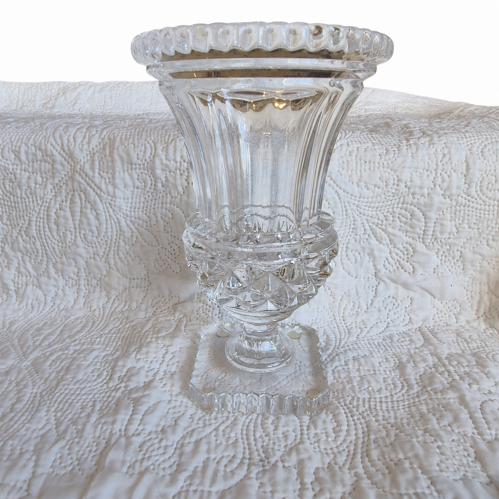 Vase en cristal signé Art Vannes France – Forme Médicis – 28 cm