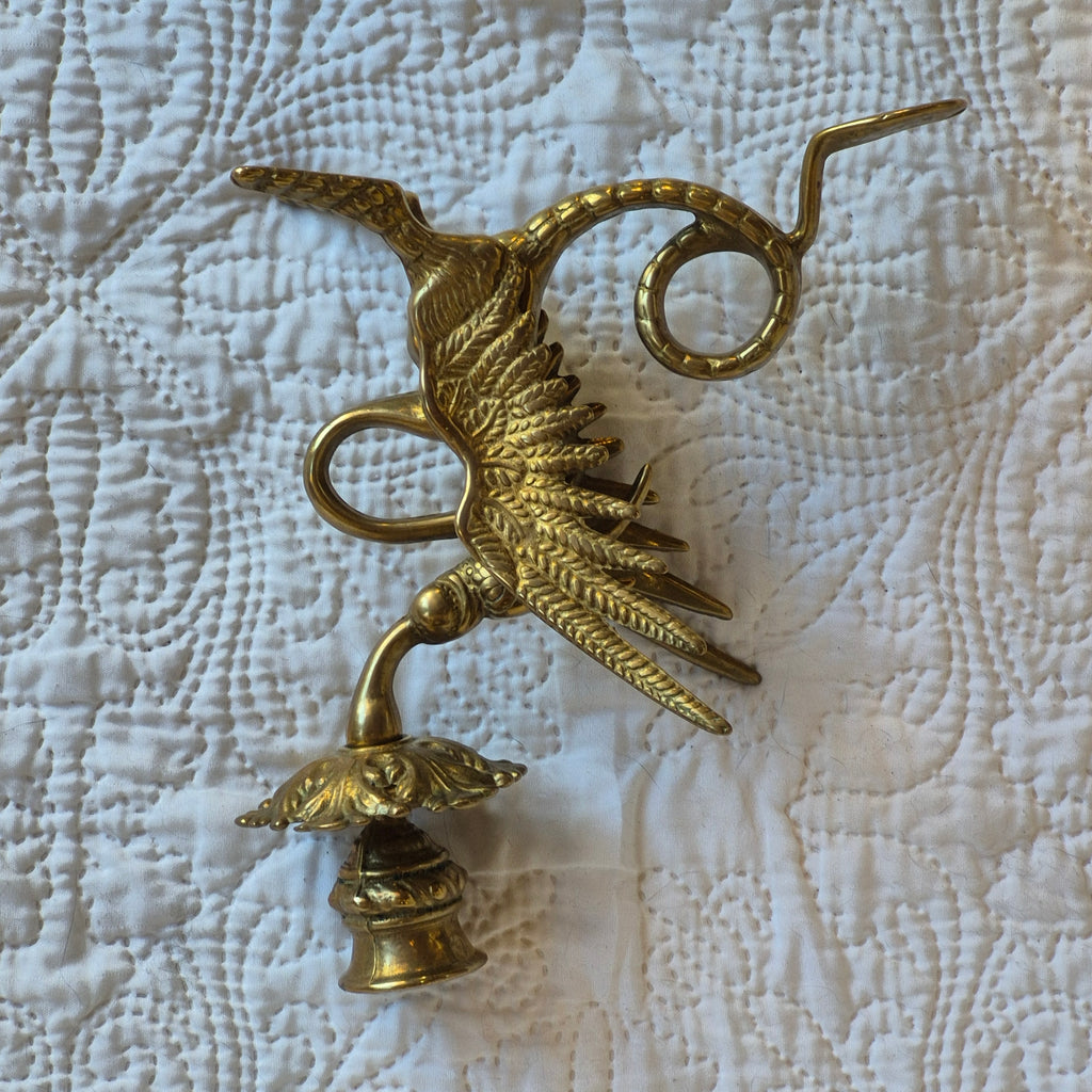 Paire de bougeoirs à décor de dragons ailés – Style Napoléon III
