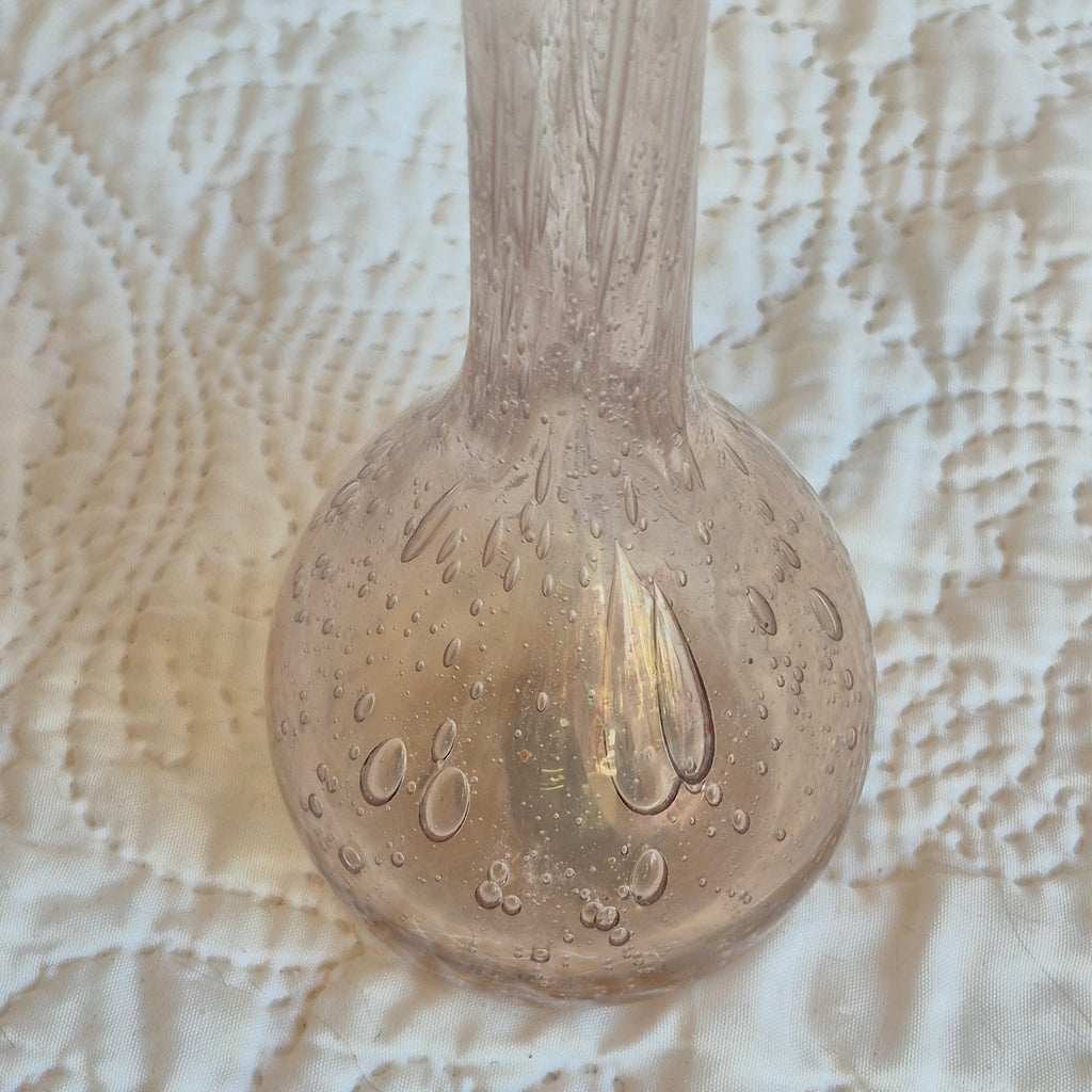 Vase soliflore La Rochère en verre bullé rose – Soufflé à la bouche