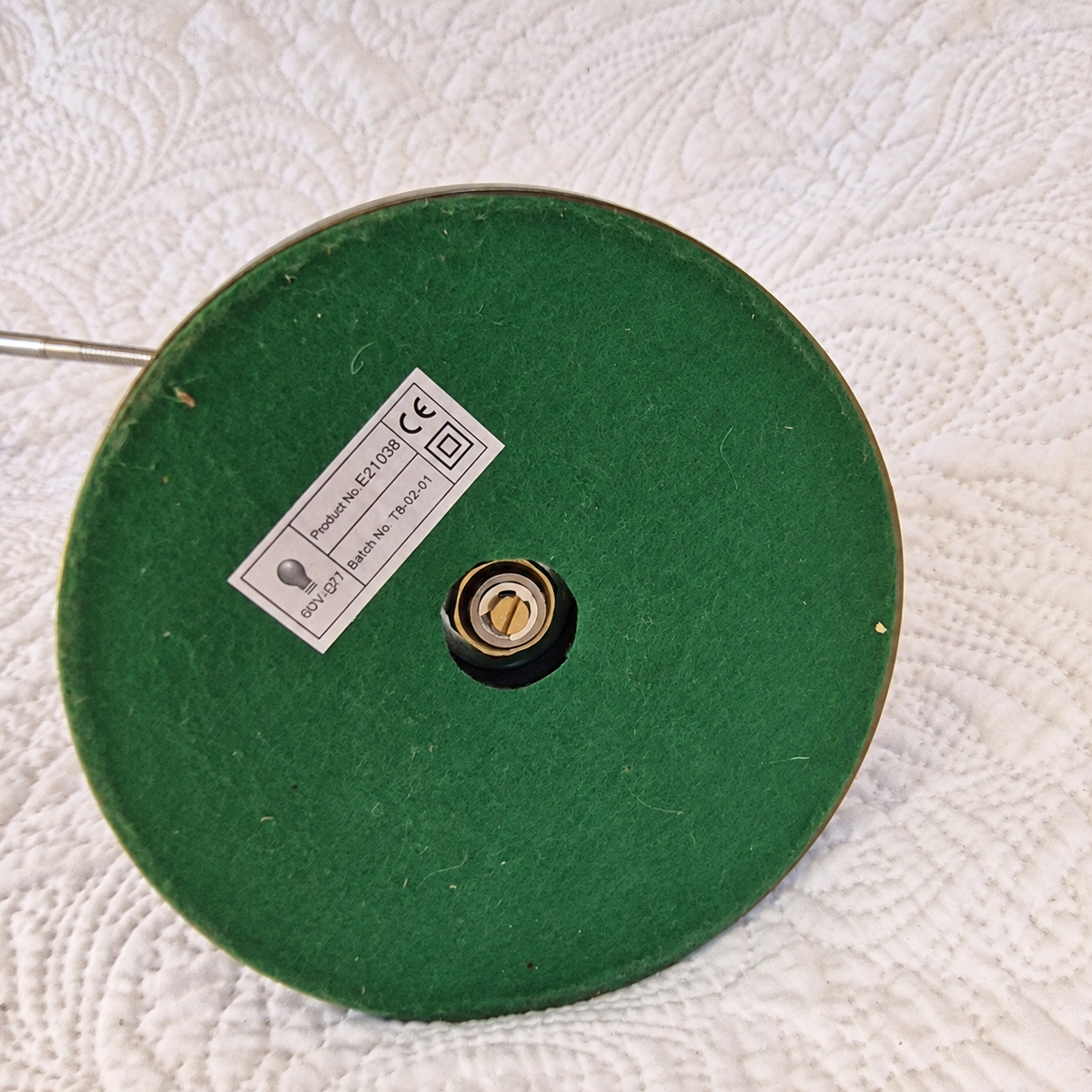 Lampe de bureau articulée Daylight avec loupe et pince – Finition laiton vieilli