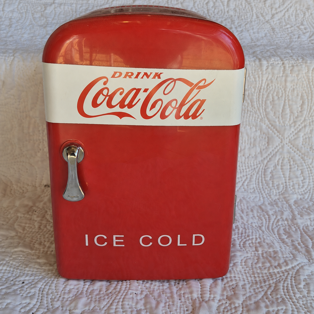 Mini-frigo Coca-Cola « Ice Cold » 4 litres – Design rétro rouge et blanc