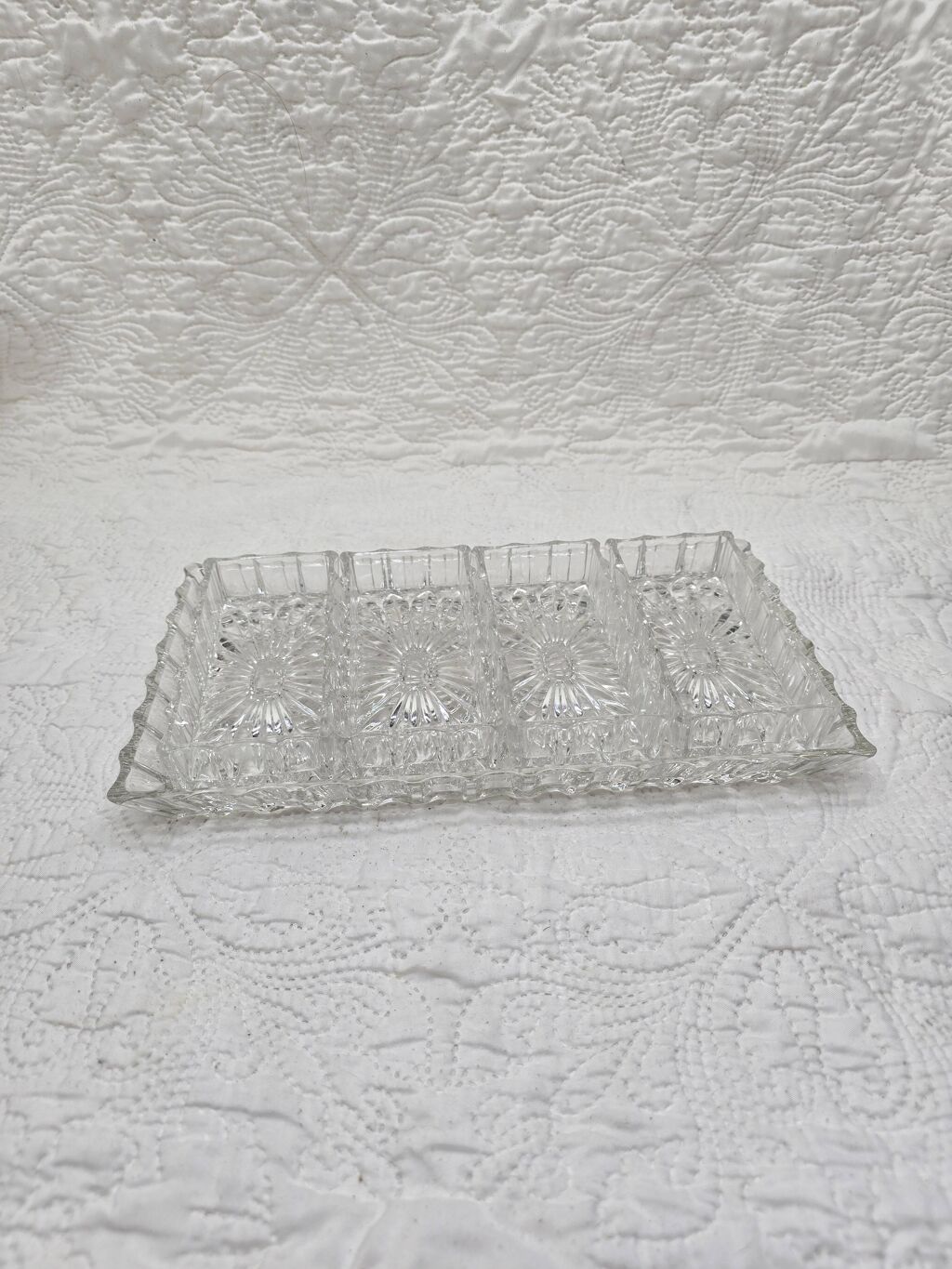 Plat compartimenté ancien en Cristal Art déco