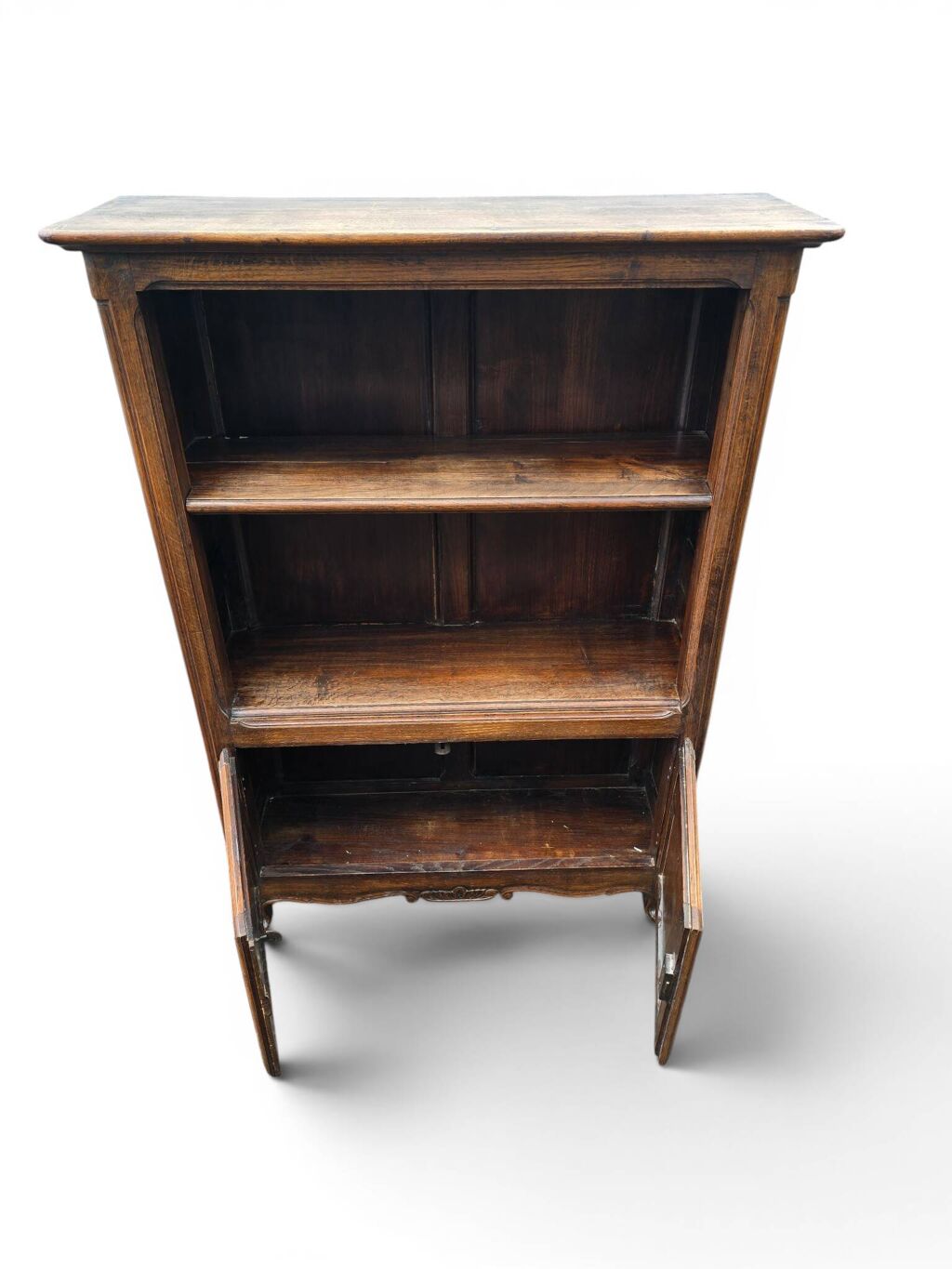 Bibliothèque ancienne de style Louis XV en chêne patiné