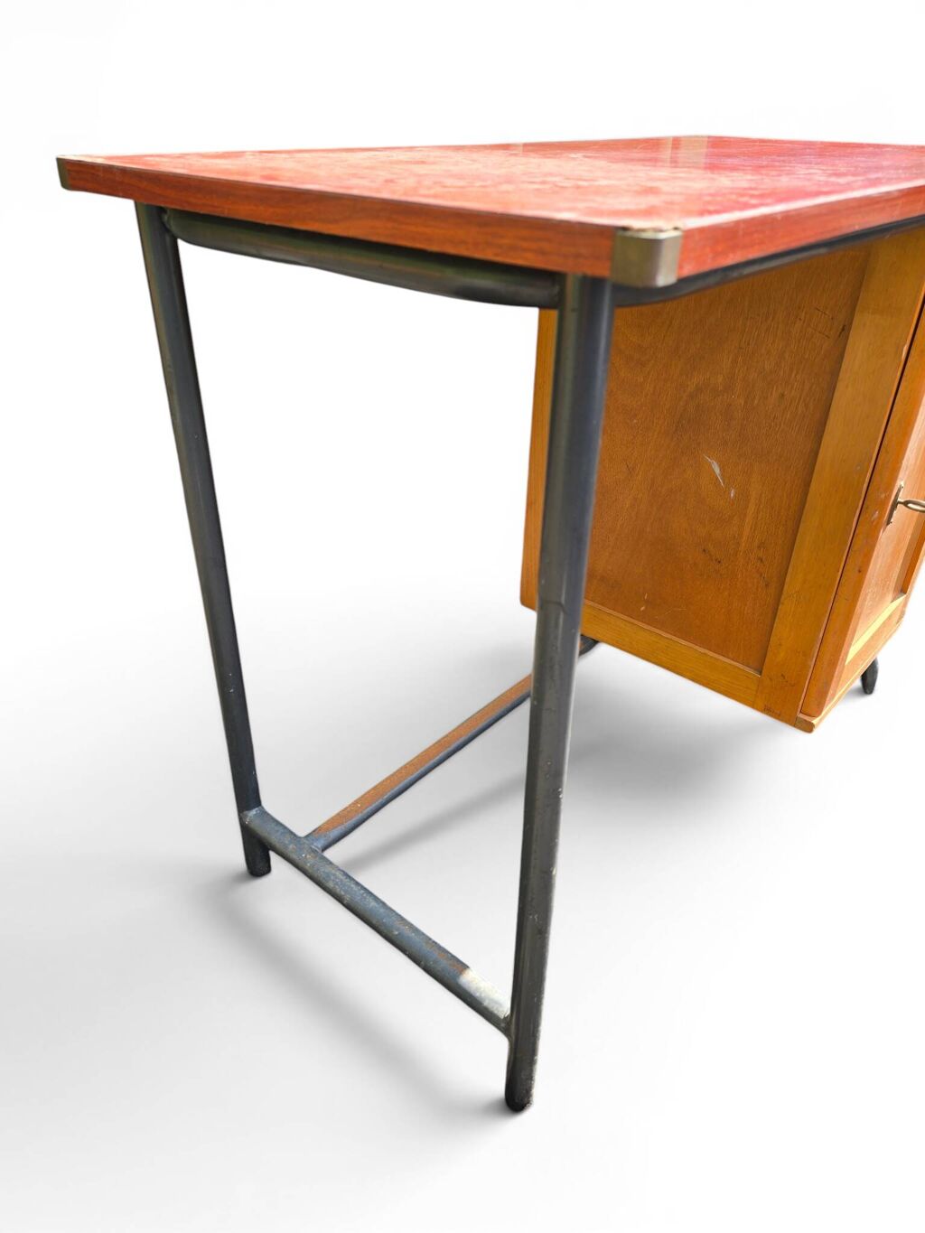 Bureau vintage années 50 en Formica rouge, bois et métal