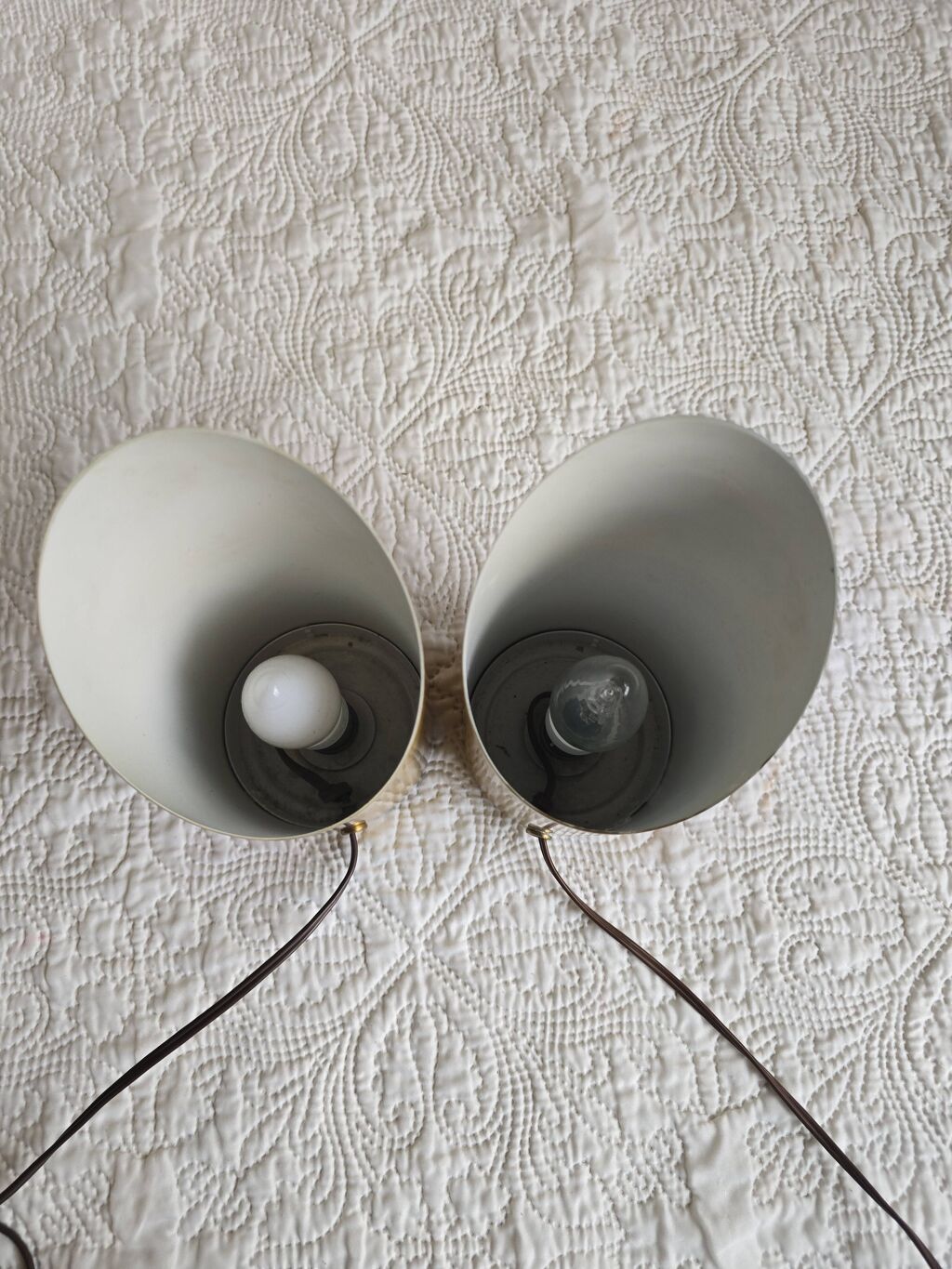 Paire de lampes signées Jean Perzel – cylindriques à ouverture oblique