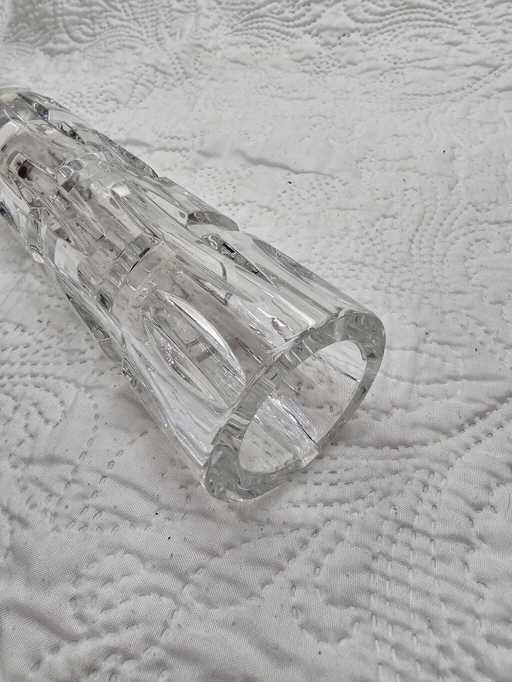 Vase rouleau en cristal vintage