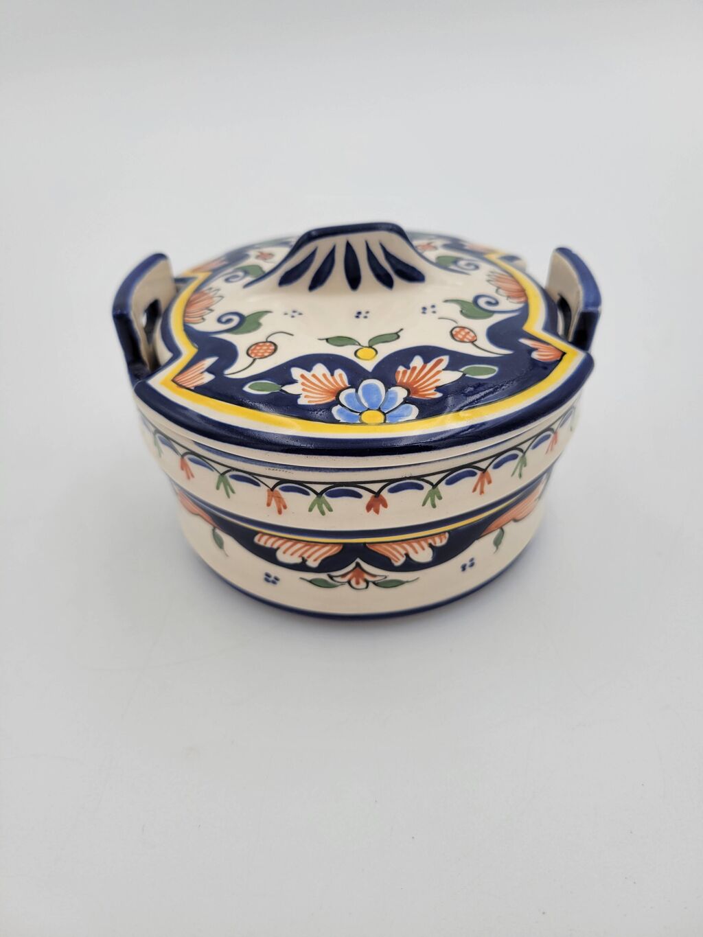 Pot avec couvercle en Porcelaine de Rouen