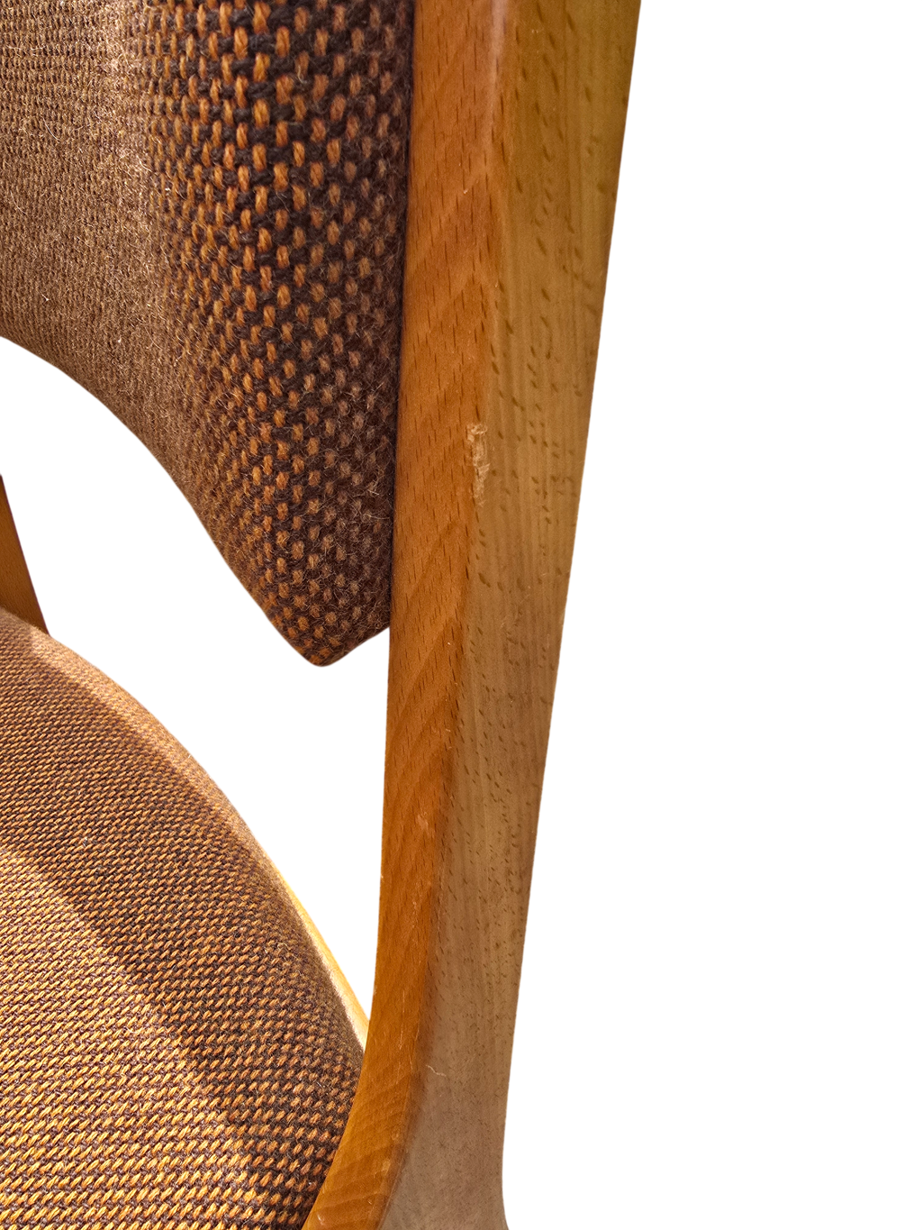 Suite de 4 chaises traîneau vintage en bois blond et tissu brun – années 60
