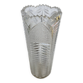 Vase ancien en cristal taillé à bord dentelé, décor palmettes