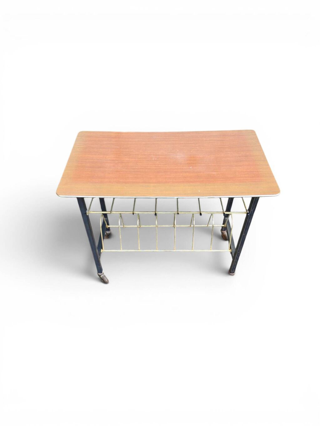 Table porte-revues vintage années 50 en métal et formica