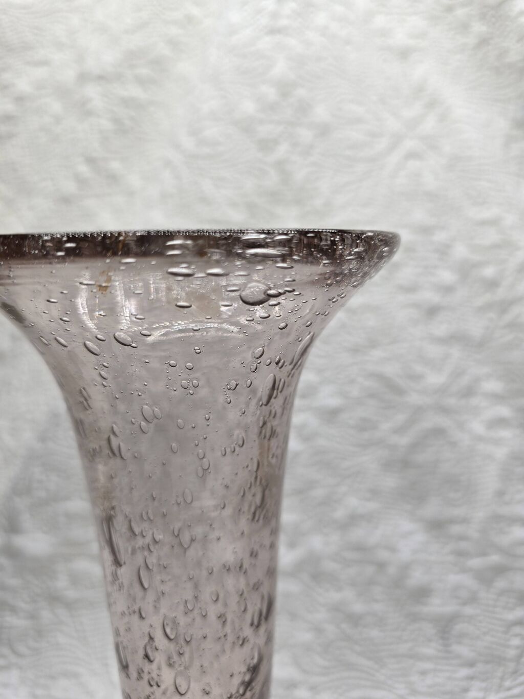 Vase en verre bullé style Biot
