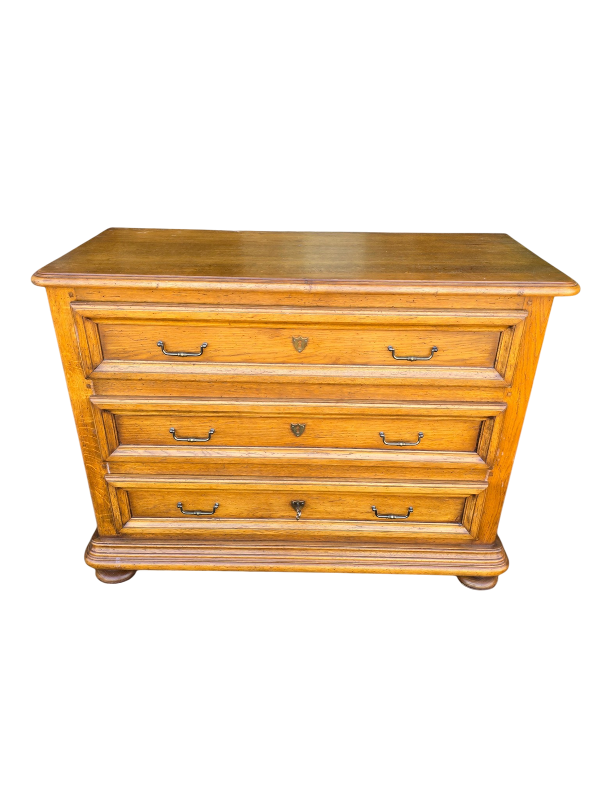 Commode ancienne en chêne à trois tiroirs de style Louis XIII