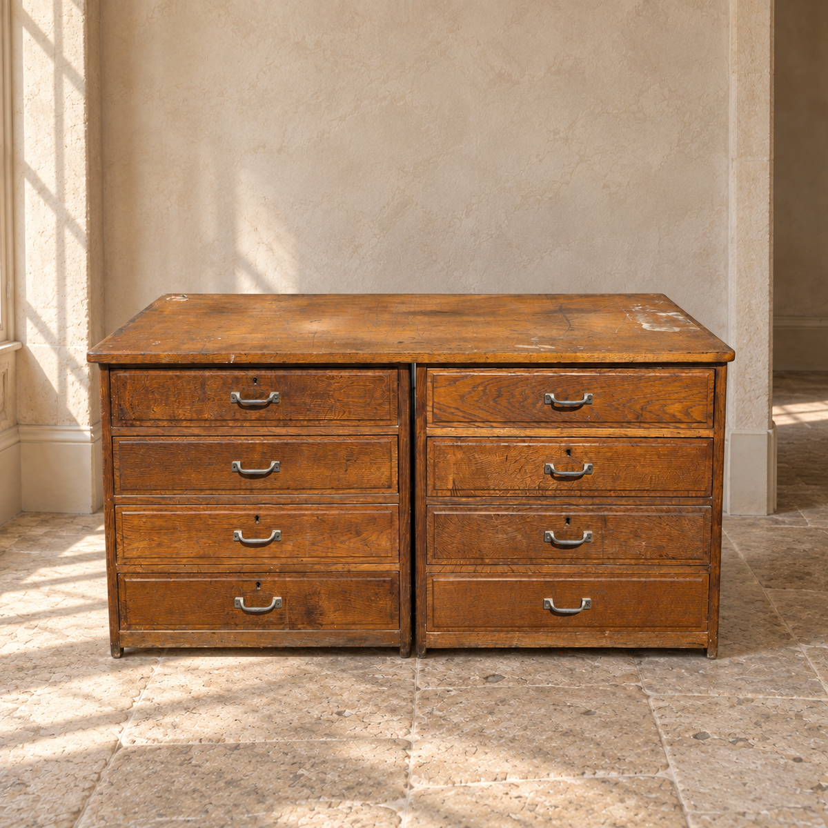 Meuble de métier ancien en chêne à huit tiroirs